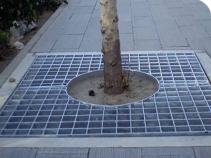 내구성 강철 격자 디자인으로 프리미엄 나무 수영장 덮개