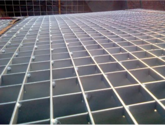 G325/60/50, G323/40/100 Galvanized Welded Metal Steel Grating for Steel Structure Walkway