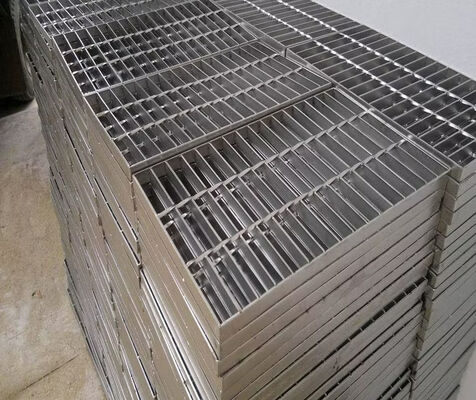 야외 사용을 위한 맞춤형 32X5mm 용융 아연 도금 강철 격자